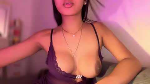 Snapshot of maddison_jade chatting on 06-24-26, 07:46 maddison_jade online show from 06-24-26, 07:46