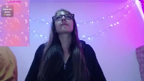 Maddy UwU online show from 12-15-25, 07:18