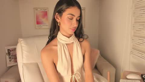 Snapshot of maddy_bronw chatting on 05-16-26, 12:07 Maddy online show from 05-16-26, 12:07