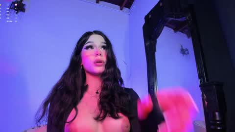 maddy_rios online show from 01-11-25, 06:35