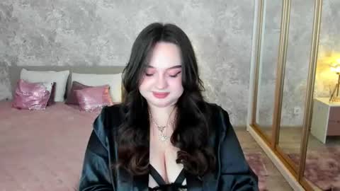 Snapshot of maddycrofte chatting on 06-30-26, 06:53 Maddy online show from 06-30-26, 06:53