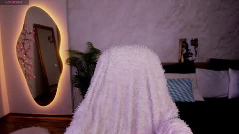 maddyfever online show from 07-04-26, 05:02