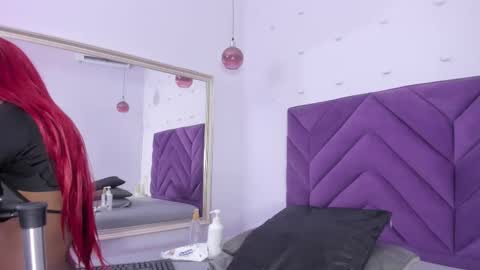 maddyjohnsonn online show from 10-21-25, 03:40