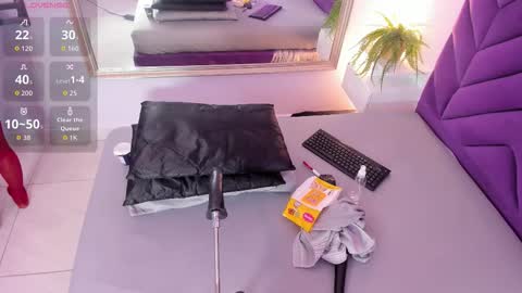 maddyjohnsonn online show from 12-17-25, 03:45