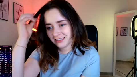 Snapshot of madelamee chatting on 04-19-26, 09:28 madelamee online show from 04-19-26, 09:28