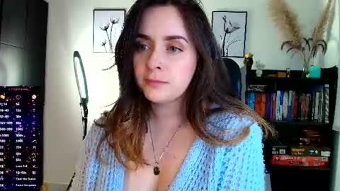 Snapshot of madelamee chatting on 07-15-26, 12:38 madelamee online show from 07-15-26, 12:38