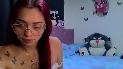 Snapshot of madeleine_2018 chatting on 05-13-26, 09:50 sofia online show from 05-13-26, 09:50