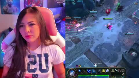 Snapshot of madeleine_shinobi chatting on 02-27-25, 09:58 Emily Only Fans online show from 02-27-25, 09:58