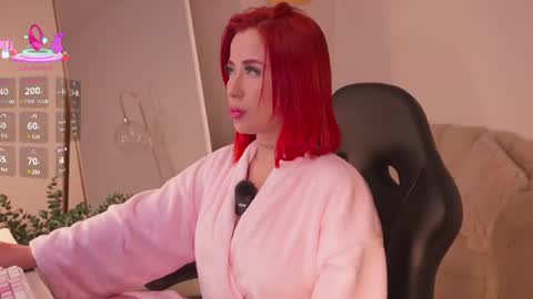 Snapshot of madelinefox_ chatting on 07-04-26, 09:37 Madeline online show from 07-04-26, 09:37