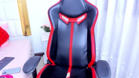 Snapshot of madelinejackson chatting on 10-31-25, 12:55 Madeline online show from 10-31-25, 12:55