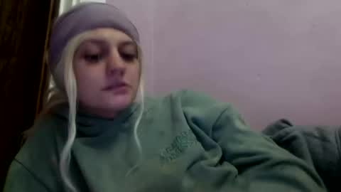 madeline online show from 09-13-25, 11:43