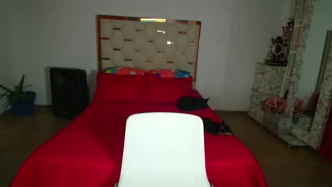 madelyn roses online show from 09-27-25, 02:05