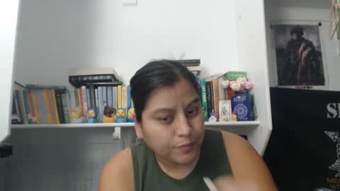 Snapshot of madfeather chatting on 09-18-25, 05:37 Letty online show from 09-18-25, 05:37