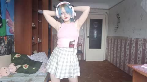 Snapshot of madgezari chatting on 02-17-26, 06:21 Alice Kaneki online show from 02-17-26, 06:21