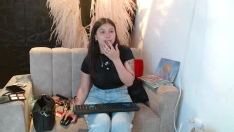 madison85535 online show from 04-16-26, 02:29