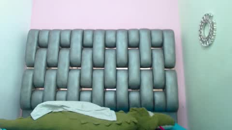 M A D I S O N online show from 11-30-25, 01:37