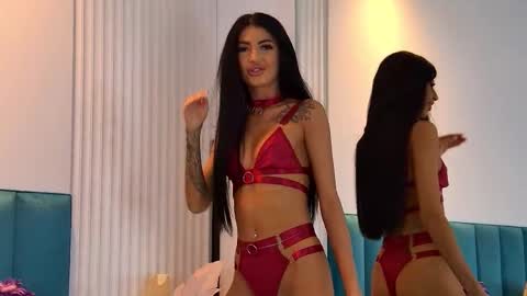 MadisonKroft online show from 10-01-25, 04:07