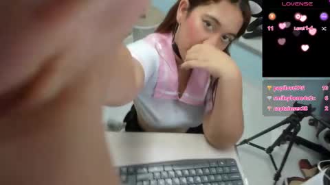 Snapshot of madison_rowan chatting on 02-13-25, 05:58 MADI online show from 02-13-25, 05:58