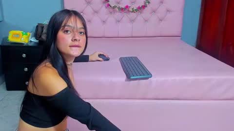 Madison Carzon online show from 11-13-25, 02:10