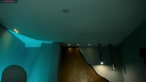 Maddi Collins online show from 04-10-26, 11:48