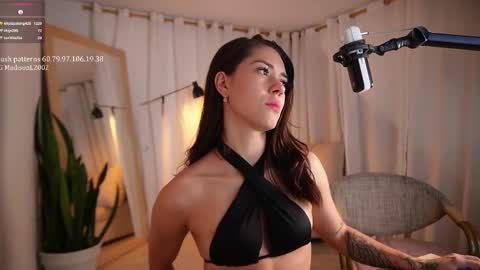 Snapshot of madisonlara chatting on 02-28-25, 05:48 madisonlara online show from 02-28-25, 05:48
