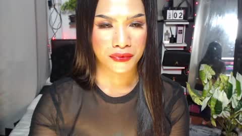 Snapshot of madisonwill_ chatting on 05-02-26, 05:18 MADISONWILL online show from 05-02-26, 05:18