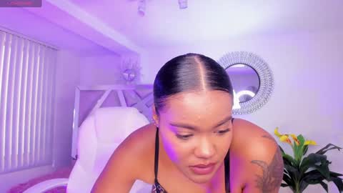 Snapshot of madisson_davon chatting on 12-10-24, 05:33 Madisson Davon online show from 12-10-24, 05:33