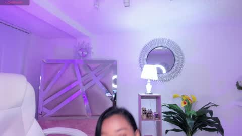 Snapshot of madisson_davon chatting on 12-18-24, 05:31 Madisson Davon online show from 12-18-24, 05:31