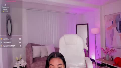 Snapshot of madisson_davon chatting on 03-07-25, 04:55 Madisson Davon online show from 03-07-25, 04:55