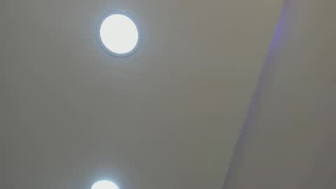 Snapshot of madisson_rivas chatting on 10-19-25, 10:10 online show from 10-19-25, 10:10