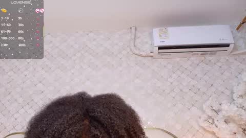 Madisson Lopez online show from 10-26-25, 03:34