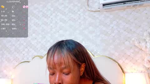 Madisson Lopez online show from 01-11-26, 04:17