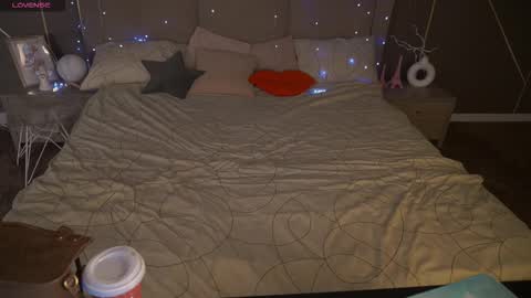 Snapshot of madissonsoft chatting on 03-08-26, 02:54 madissonsoft online show from 03-08-26, 02:54