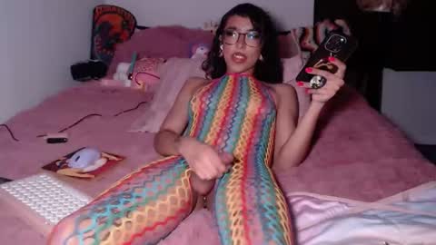 Snapshot of maditron chatting on 04-07-26, 10:15 Maditron online show from 04-07-26, 10:15