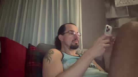 Snapshot of madrigal83 chatting on 04-16-26, 04:46 Mad88 online show from 04-16-26, 04:46