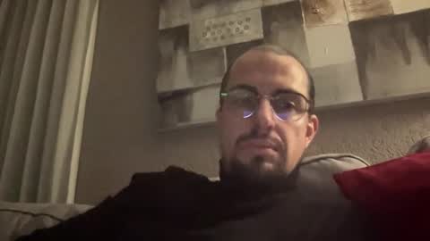Snapshot of madrigal83 chatting on 04-16-26, 09:39 Mad88 online show from 04-16-26, 09:39