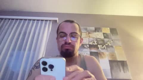 Snapshot of madrigal83 chatting on 04-20-26, 03:53 Mad88 online show from 04-20-26, 03:53