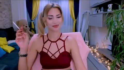 Madye Roberts online show from 11-12-25, 10:52