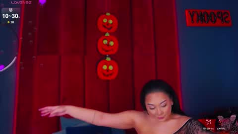 MadyLuxx online show from 11-01-25, 08:22