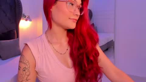 Snapshot of mae_lyra chatting on 07-27-26, 04:58 Mae Lyra online show from 07-27-26, 04:58