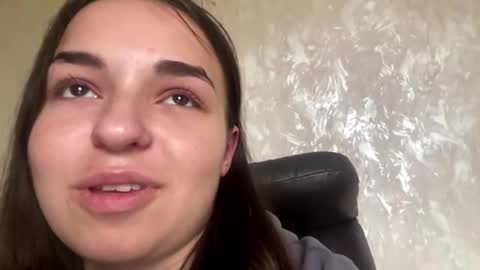 Eva online show from 11-08-25, 11:10