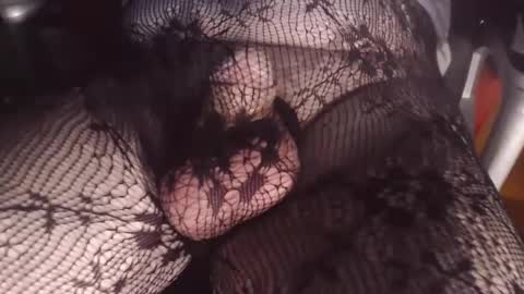 Snapshot of maestro2017 chatting on 02-24-25, 10:25 maestro2017 online show from 02-24-25, 10:25