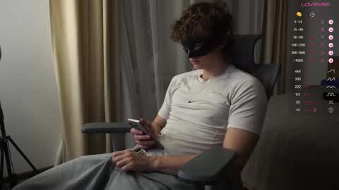 Snapshot of maestro3369 chatting on 10-04-25, 05:55 Mike XMaestro 3369 online show from 10-04-25, 05:55