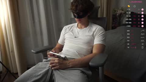 Snapshot of maestro3369 chatting on 02-04-26, 09:20 Mike XMaestro 3369 online show from 02-04-26, 09:20