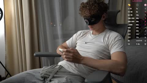 Snapshot of maestro3369 chatting on 03-01-26, 07:05 Mike XMaestro 3369 online show from 03-01-26, 07:05