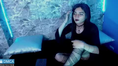 Snapshot of maevekuro chatting on 02-27-25, 10:31 maevekuro online show from 02-27-25, 10:31