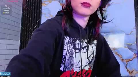 Snapshot of maevekuro chatting on 10-22-25, 03:18 maevekuro online show from 10-22-25, 03:18