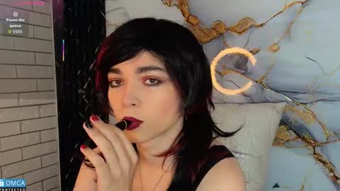 Snapshot of maevekuro chatting on 11-12-25, 03:18 maevekuro online show from 11-12-25, 03:18