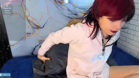 Snapshot of maevekuro chatting on 11-22-25, 03:27 maevekuro online show from 11-22-25, 03:27