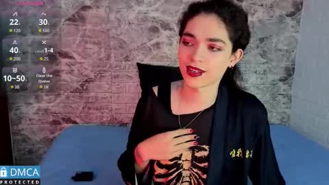 Snapshot of maevekuro chatting on 12-15-25, 03:22 maevekuro online show from 12-15-25, 03:22